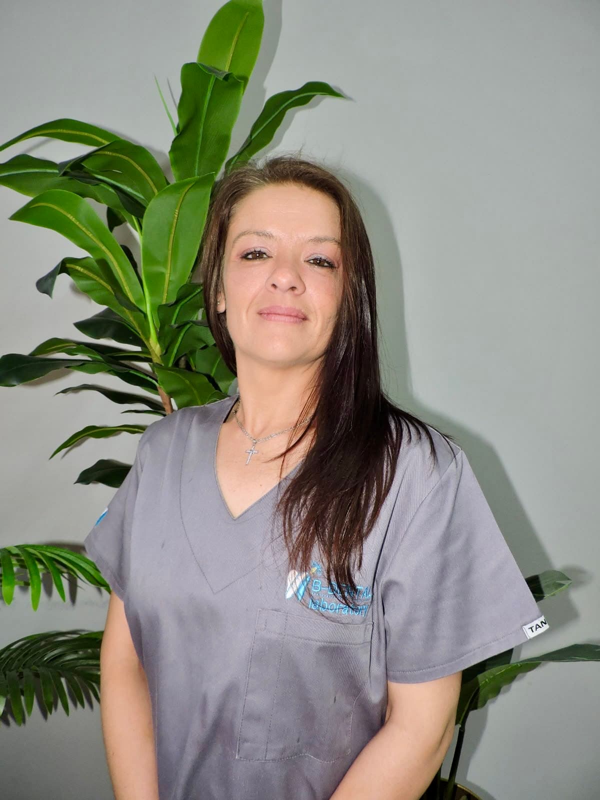 Lizelle Armstrong, Lab Technician Assistant at Moss Dental